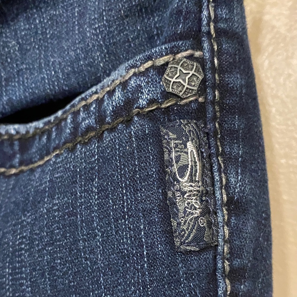 Silver Jeans Women's Boot Cut in Dark Blue - Picture 5 of 12